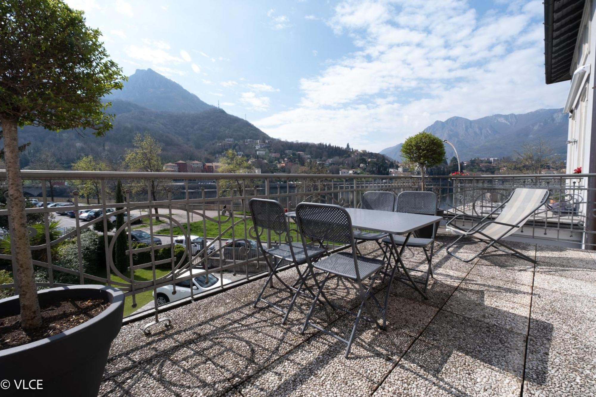 Residenza Cece' Apartment Lecco Luaran gambar